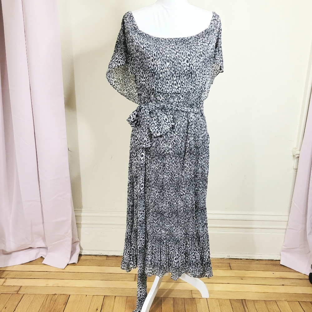 Off the shoulder pleated dress